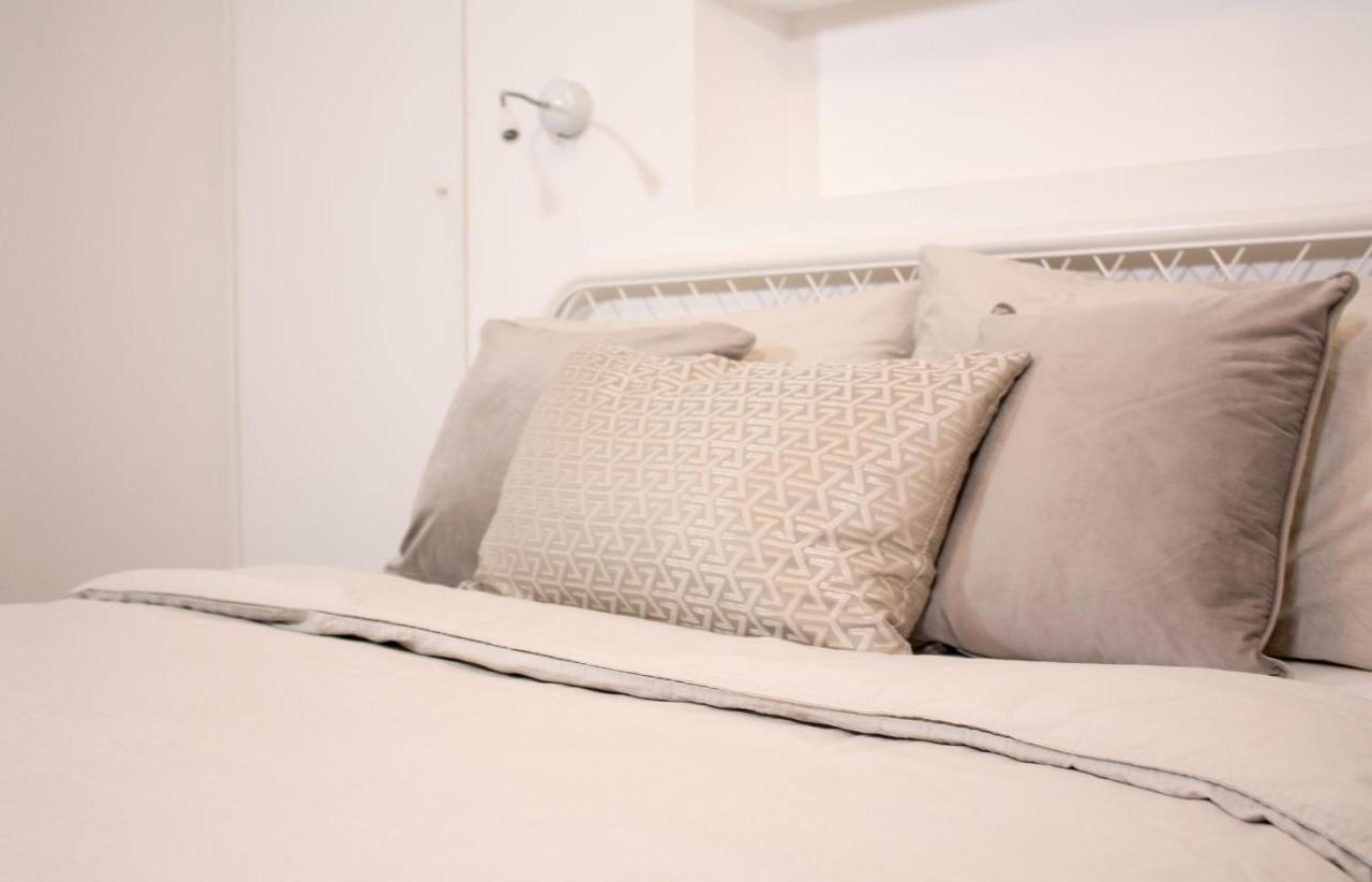 Spacious Industrial Style Apartment 런던 외부 사진